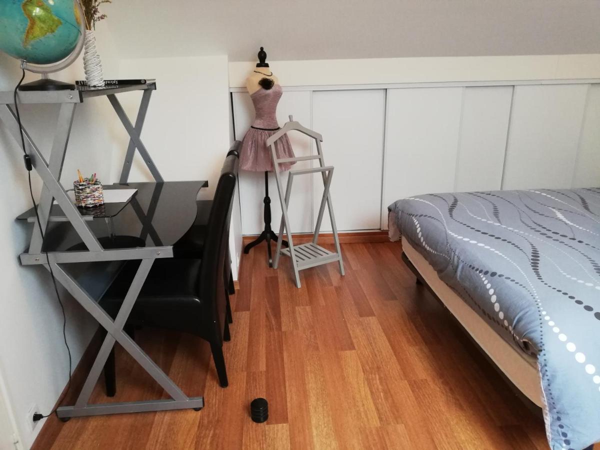 Celine'Home Saint-Germain-sur-Morin Екстериор снимка