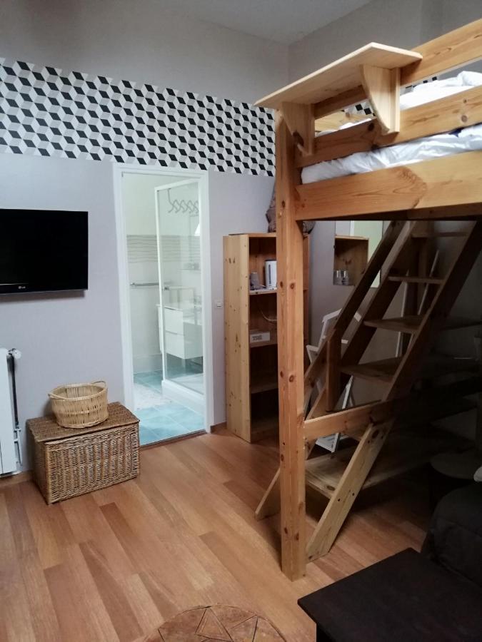Celine'Home Saint-Germain-sur-Morin Екстериор снимка