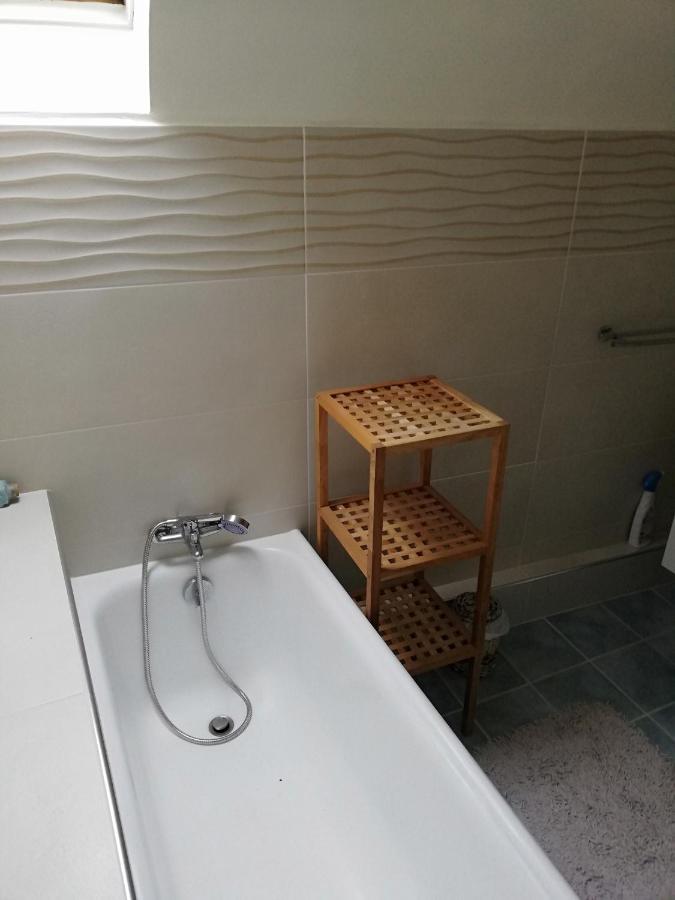 Celine'Home Saint-Germain-sur-Morin Екстериор снимка