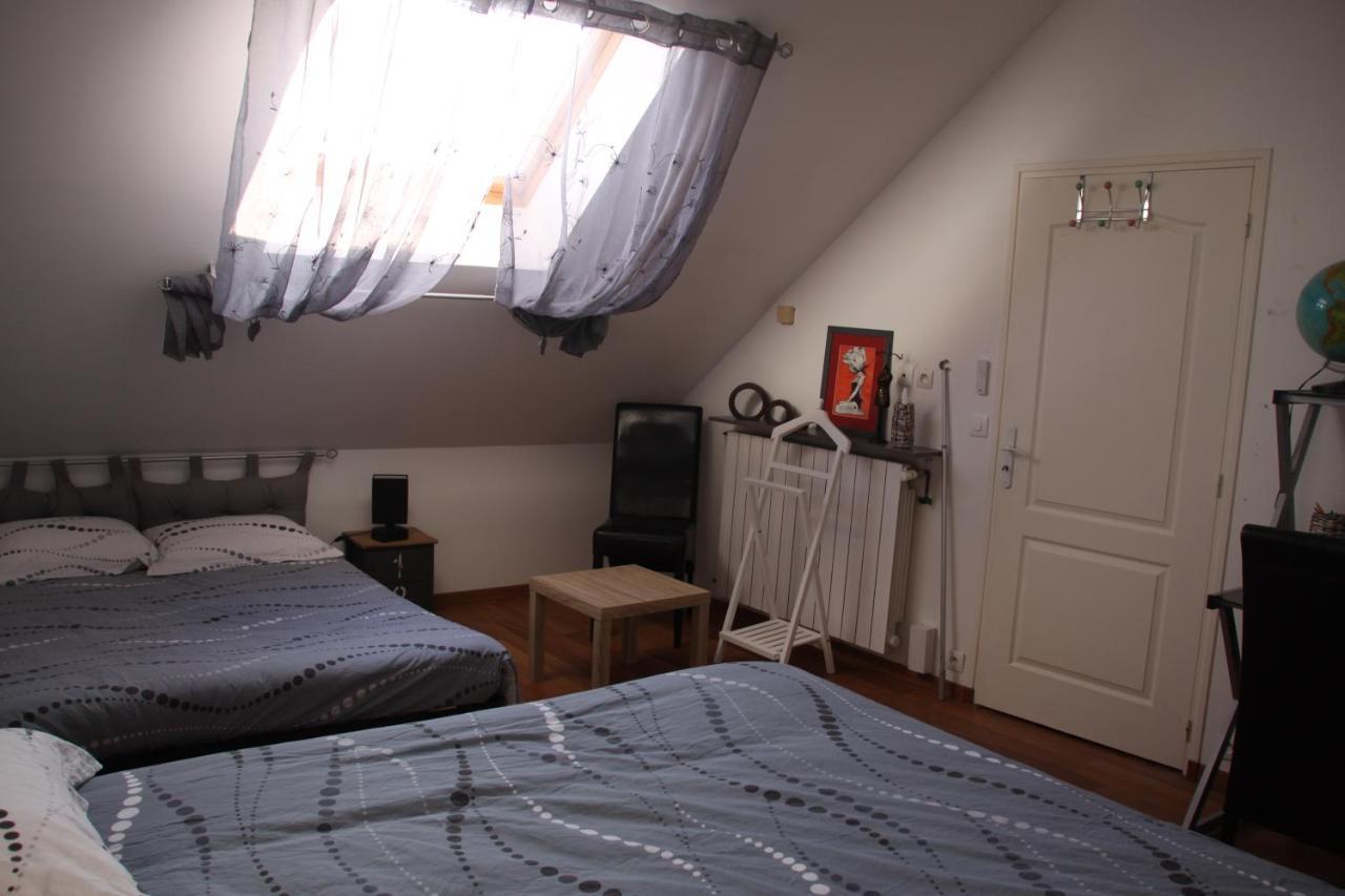Celine'Home Saint-Germain-sur-Morin Екстериор снимка